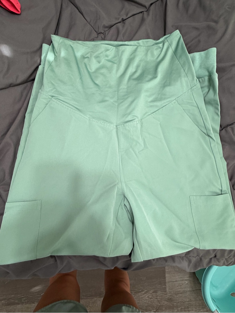 NWOT maternity mint colored scrub pants